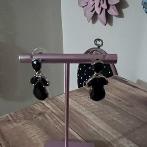 Limited black stone 1” drop earrings